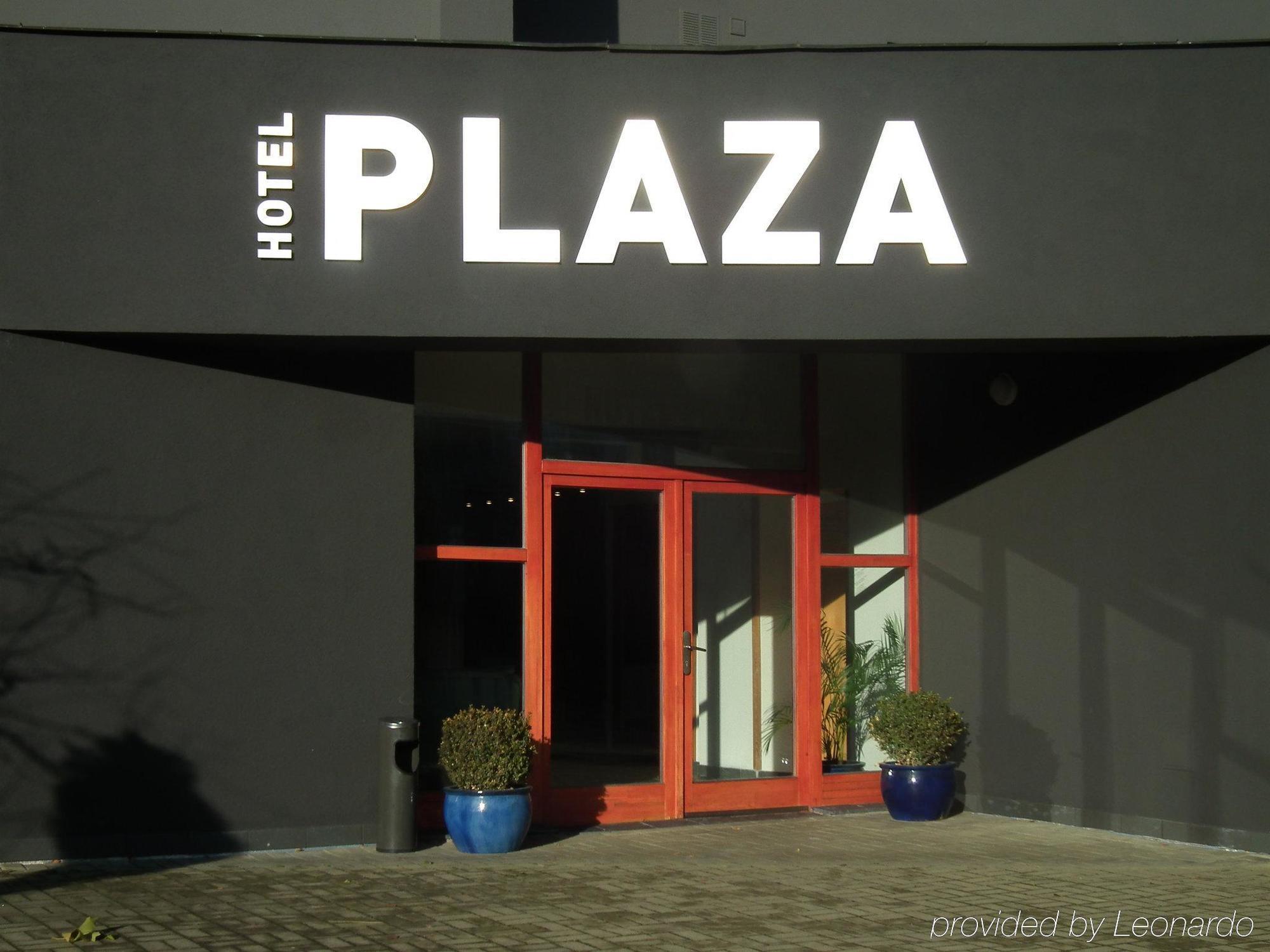Hotel Plaza 믈라다볼레슬라프 외부 사진